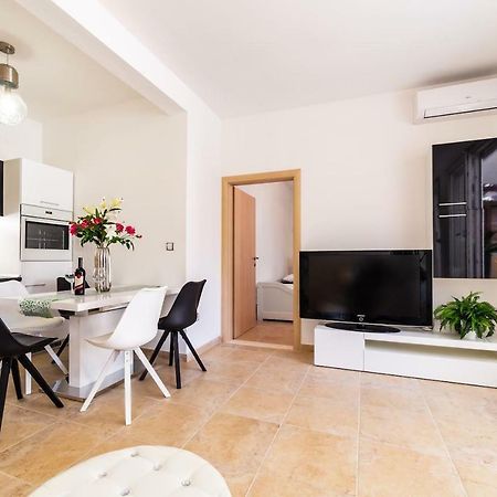 Ln New Apartment Split Dış mekan fotoğraf