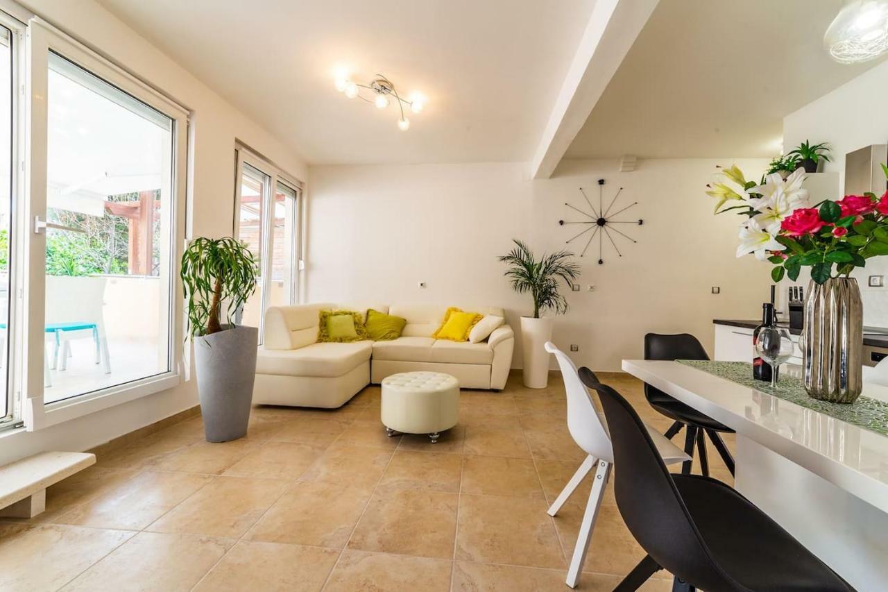 Ln New Apartment Split Dış mekan fotoğraf